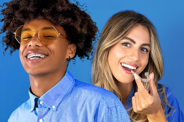 Aligners vs. Braces: Making the Right Choice for a Radiant Smile