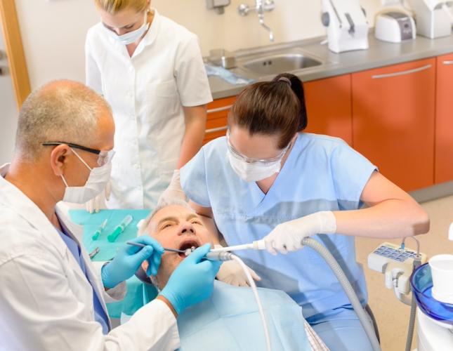 7 Common Dental Crown Problems: Addressing solutions in Burke, VA