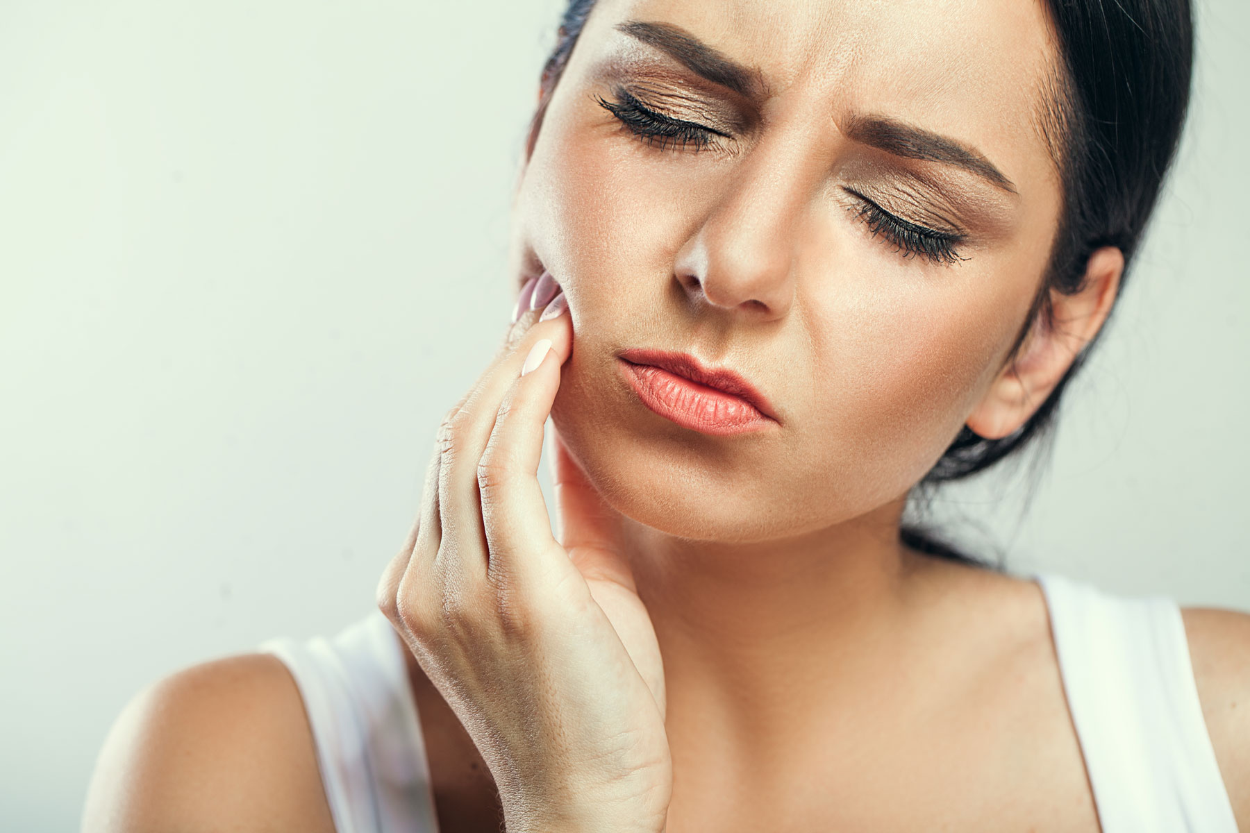 Remedies for toothaches and sinus pain by Burke Dental